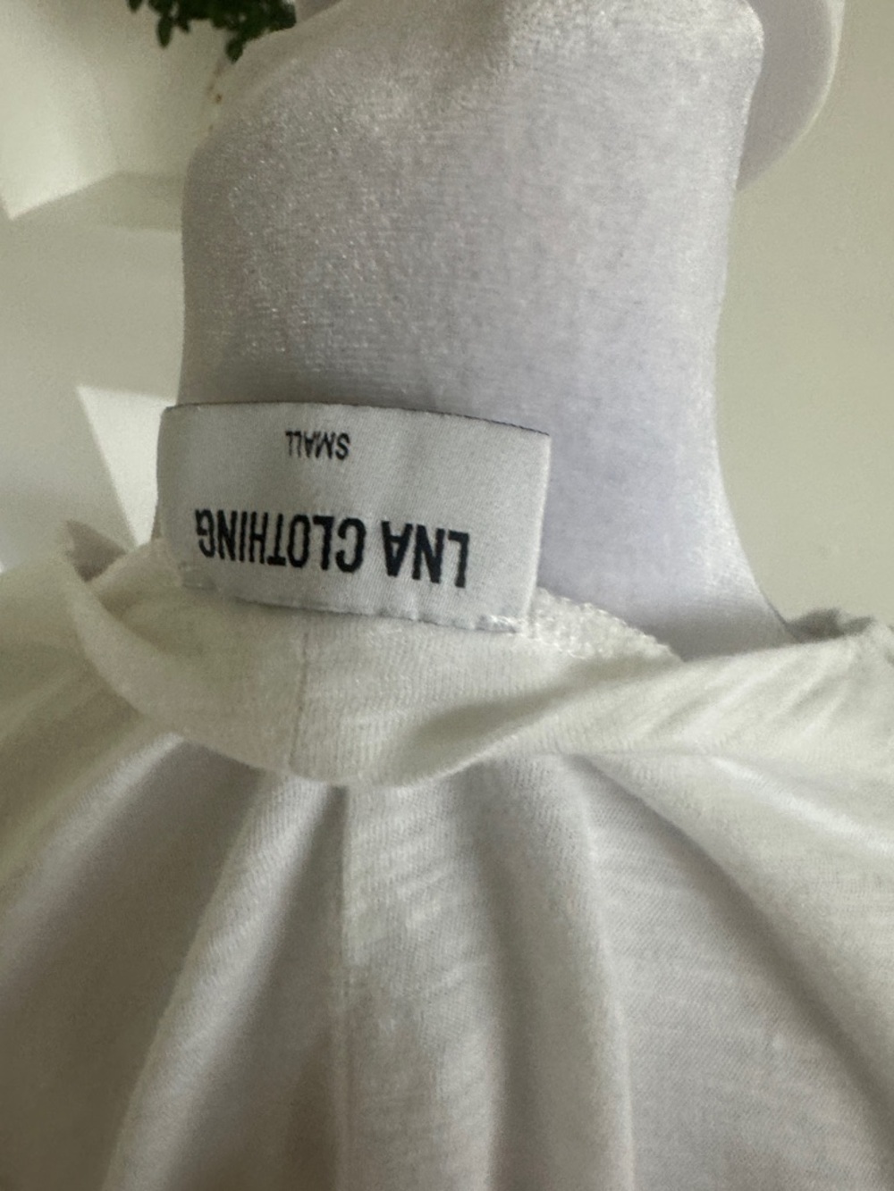 LNA clothing Relaxed White Women’s Peasant Top with Gathered Yoke - Picture 6 of 7